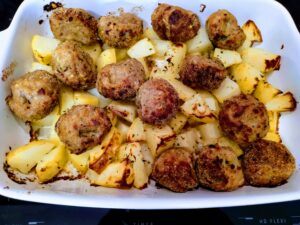 Baked Meatballs And Potatoes-Family Cooking Recipes 
