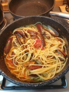 Best Seafood Linguine Recipe-Family Cooking Recipes