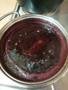 Easy Homemade Blackberry Jam- Family Cooking Recipes
