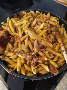 Chicken And Mushroom Pasta Recipe-Family Cooking Recipes 