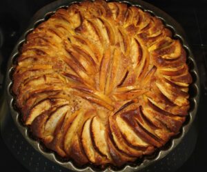 Banana And Apple Cake Recipe-Family Cooking Recipes