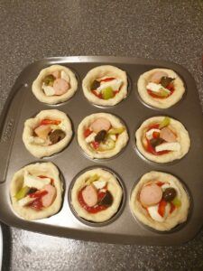 How To Make Mini Pizza-Family Cooking Recipes 