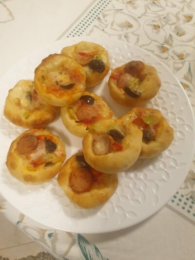 How To Make Mini Pizza-Family Cooking Recipes