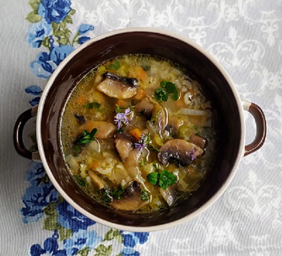 Mushroom And Rice Soup-Family Cooking Recipes