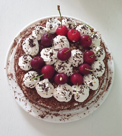 Easy Black Forest Cake-Family Cooking Recipes